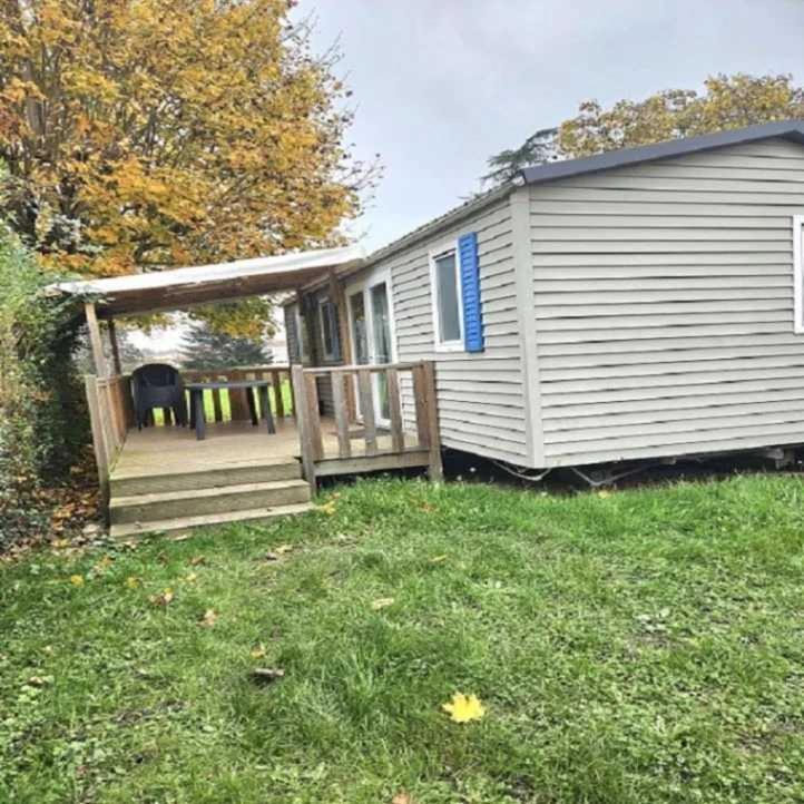 Camping De Charlieu - Mobile Home Ngoại thất bức ảnh